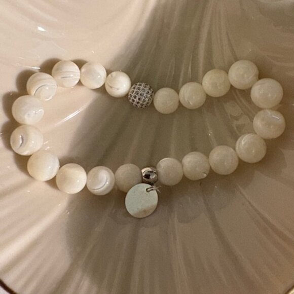 Moonlight Whisper Bracelet - Picture 3 of 6